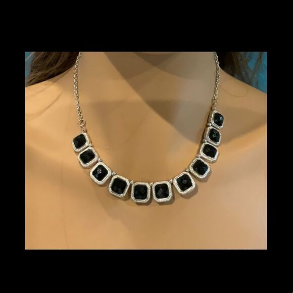 Vintage Silver Black Statement Necklace - Picture 2 of 4